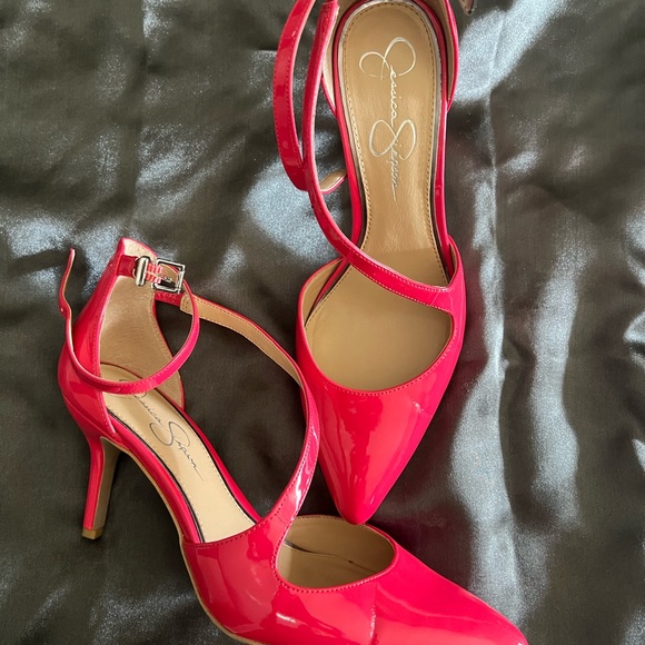 Jessica Simpson bright pink strapped heel - Picture 2 of 4